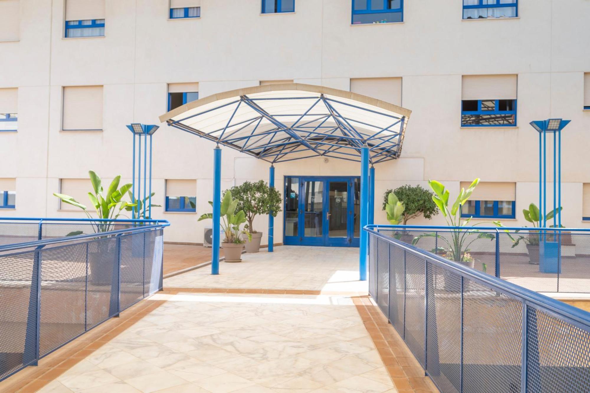 Aticos Lux Sevilla Piscina Parking Bormujos Exteriör bild